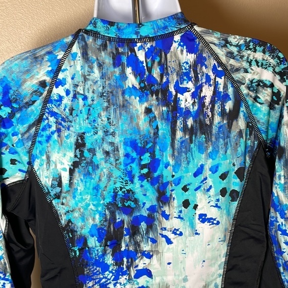 SWIM Suit Size 2XL - Picture 6 of 9